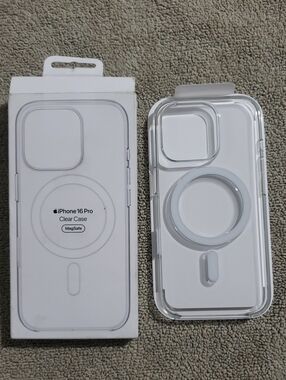 Clear Case With Magsafe For iPhone 16 Pro 6.3"